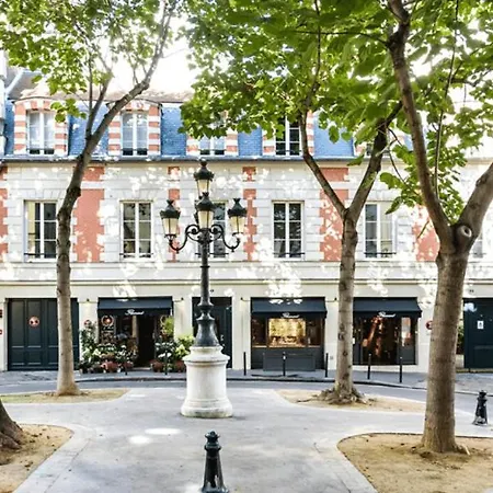 Eiffel Flats * Paryż